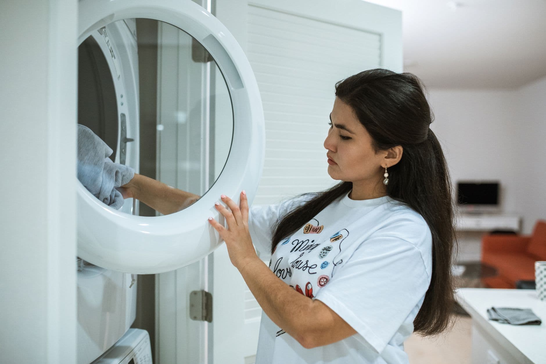 Cover image for 10 Essential Tips for Faster Laundry Days