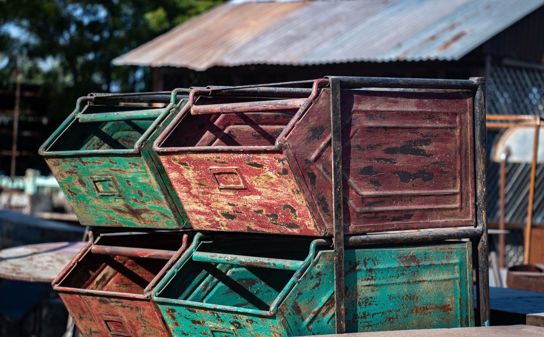 Cover image for Comparing Storage Bins: Which Type Suits Your Needs?
