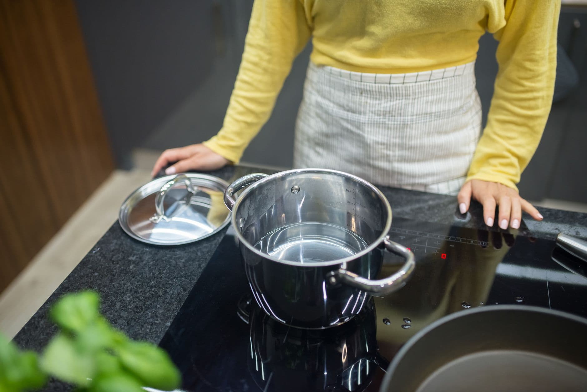 Cover image for Explainer: How Induction Cooktops Work
