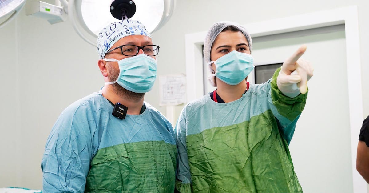 Cover Image for Eyelid Surgery Trends: What to Know Before You Book