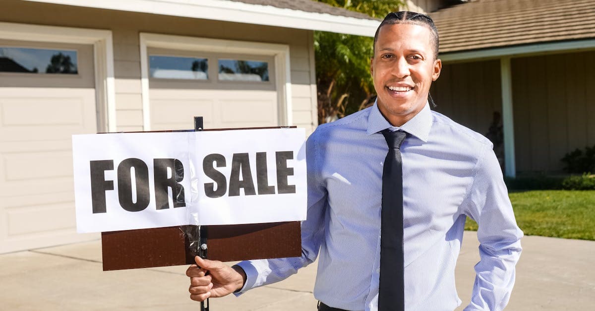 Cover Image for Find a Real Estate Agent: Trends, Tips, and Red Flags