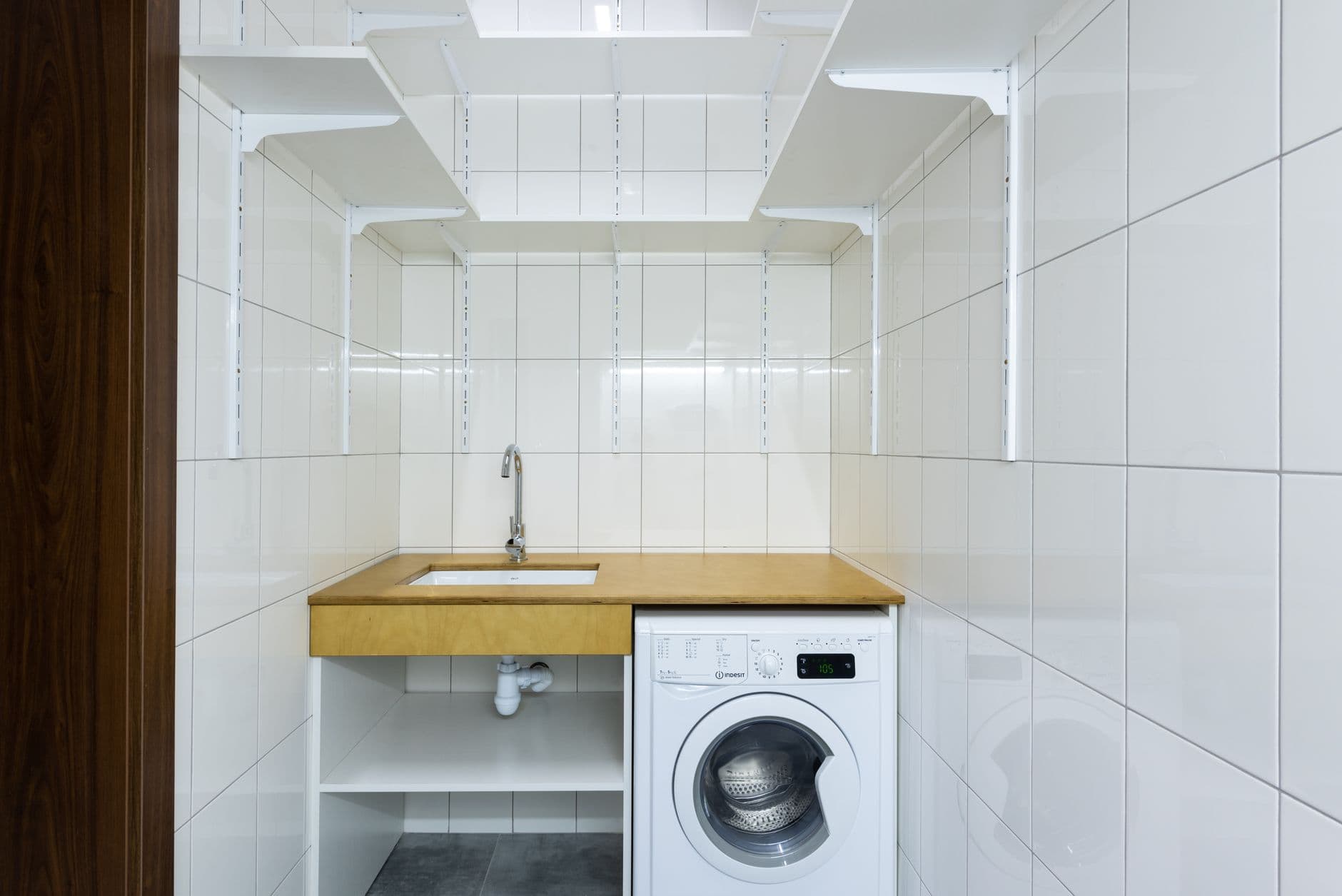 Cover image for How to Organize Your Laundry Room for Maximum Efficiency